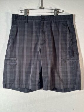 Men's Greg Norman Golf Shorts - Plaid Black & Gray -Sz 32